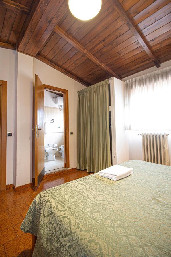 פיסטויה Hotel Prime מראה חיצוני תמונה