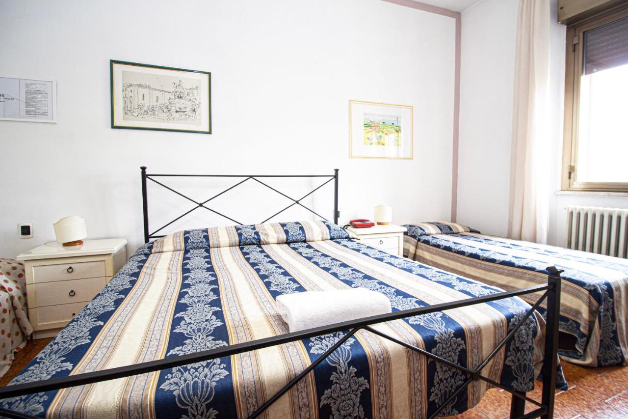 פיסטויה Hotel Prime מראה חיצוני תמונה